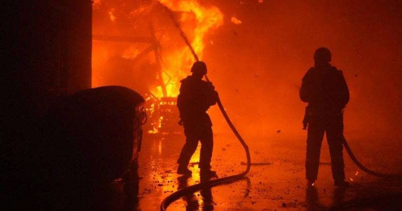 Росія здійснила масовану атаку на енергетичні об'єкти України за допомогою дронів, внаслідок чого відбулося знеструмлення у семи регіонах.