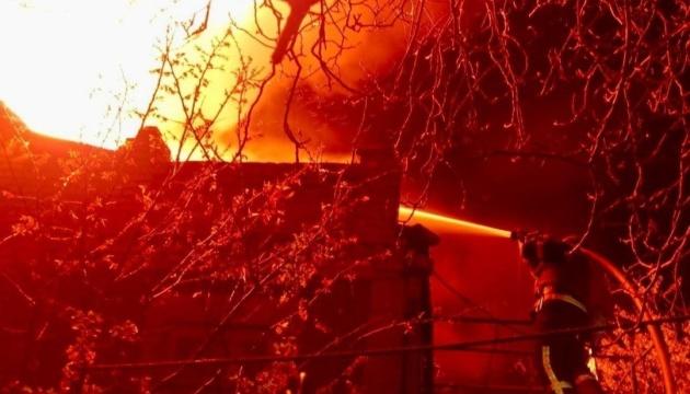 Російські війська здійснили напад на три райони Дніпропетровської області, внаслідок чого є один поранений.