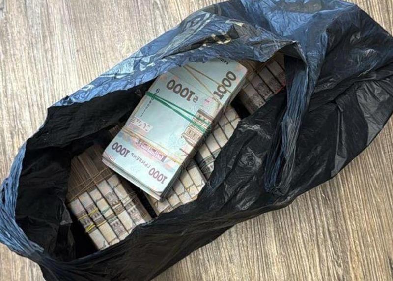 В Україні було відмито 570 мільйонів гривень з оборонних угод.