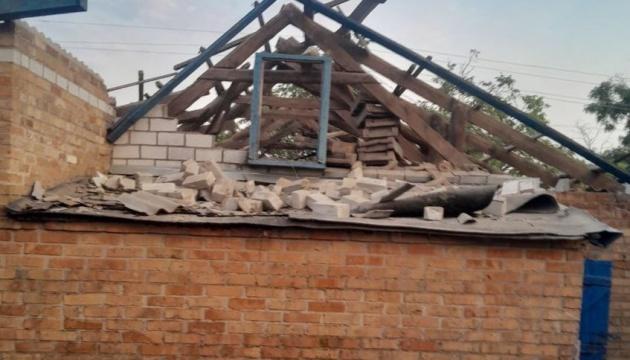 У Дніпропетровській області внаслідок обстрілів з боку РФ постраждали десять осіб.