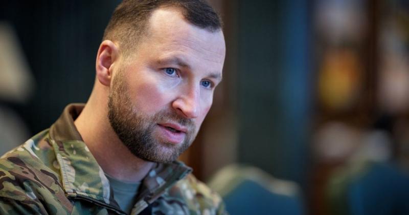Хмара регулюватиме операції на великій відстані, - Зеленський роз'яснив рішення про призначення в.о. міністра оборони.