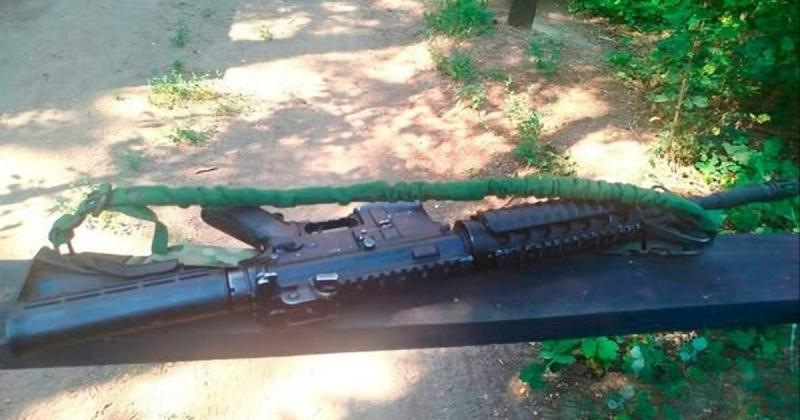 У Дніпропетровській області виявили зброю, яка, ймовірно, має відношення до вбивства братів Мосейчуків з Калинівки, повідомляє ВСП. ФОТО.