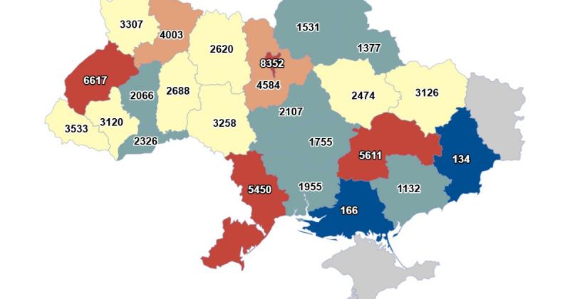 В Україні рівень смертності в чотири рази перевищує кількість народжень, - повідомляє Опендатабот. ІНФОГРАФІКА.
