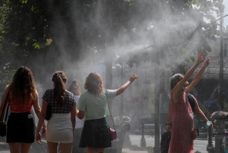 Температура підвищиться до +30°, а потім очікуються дощі та зниження температури: синоптик Діденко попередила про коливання погодних умов.