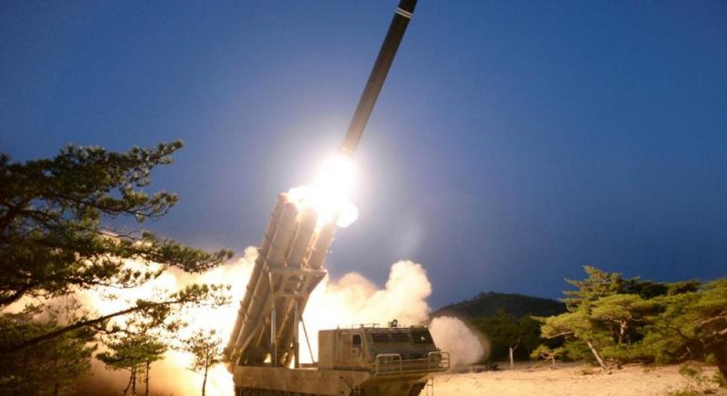 У Російській Федерації створено ракетний підрозділ з Північної Кореї, який має на меті здійснювати запуски ракет в напрямку України, повідомляє Reuters.
