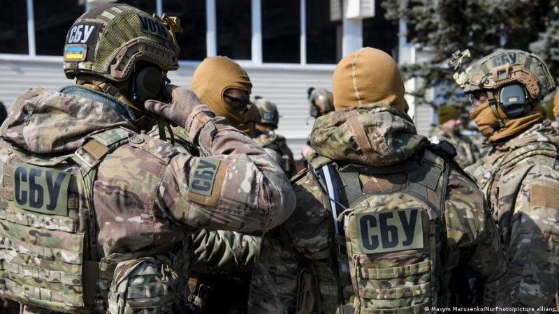 Фінансові махінації: в Україні виявлено понад сто кол-центрів, що займалися шахрайством.