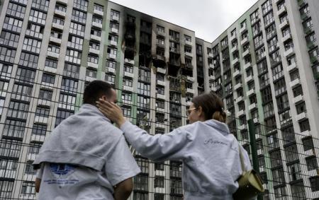 Шостий день тривог. Як довго Росія зможе активно обстрілювати Київ і чи представляє це ризик для Західних країн?