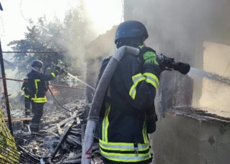 Росія здійснила більше десяти атак на територію Дніпропетровщини, внаслідок чого є постраждалі.