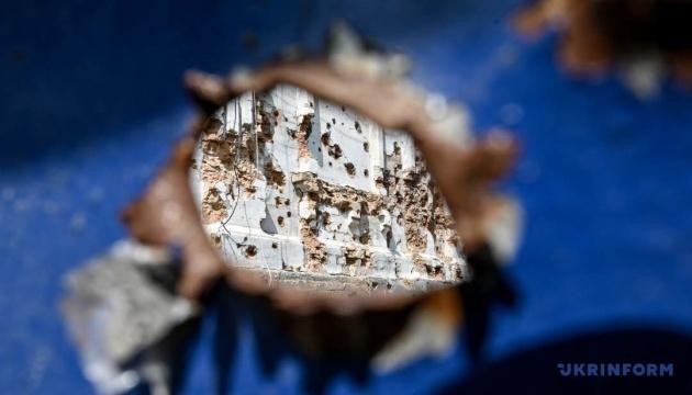 З вечора російські війська вели обстріл двох районів Дніпропетровської області, внаслідок чого є постраждала.
