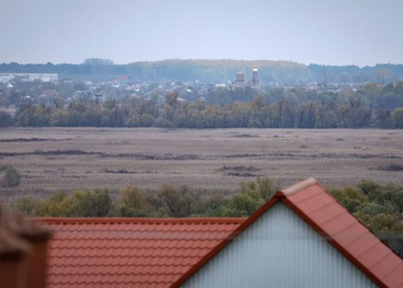 Російські військові вилучають у мешканців Олешок гуманітарні вантажі, які призначені для ЗСУ - МВА.