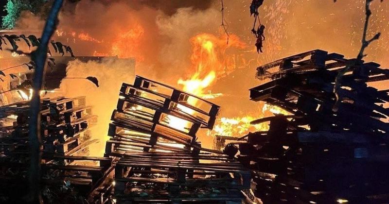 Росія завдала удару по Дніпру за допомогою дронів: перші відомості.