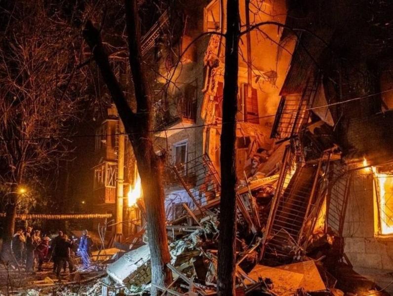Ніч жаху в Харкові: Російські удари по житловим районам.